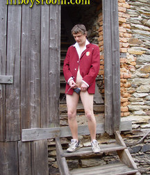 These boys taking a leak 5d06a21d9e476.jpg