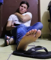Underneath masterboys feet 2 5d07dd16b5f44.jpg