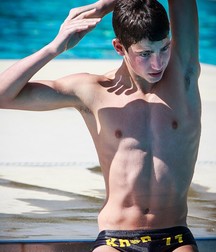 Twinks in sexy speedos 5d081c46d91db.jpg