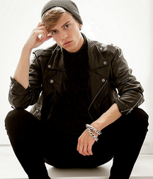 Twinks and jocks loving leather 5d094fe9e0d17.png