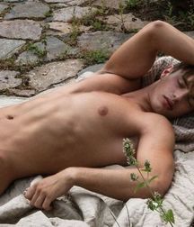 Beautiful Adonis 5d0a7f8c7caf6.jpg