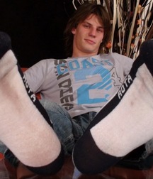 Lick my sweaty feet 5d0aa471afd29.jpg