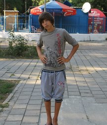 Guys in flip flops 3 5d0b73693edac.jpg