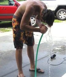 Guys in flip flops 3 5d0b737befa6f.jpg