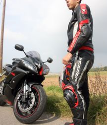 Biker hotties 2 5d0bd828f4206.jpg