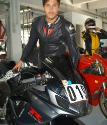 Biker hotties 2 5d0bd85e4a8d5.jpg