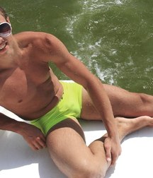 Awesome hotties 5d0ceb83c16fb.jpg