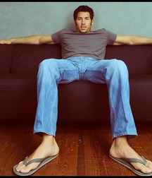 Lovin the smelly feet 5d0dff7578828.jpg
