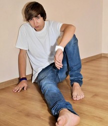 Hotties in Jeans 3 5d0e31d4338b3.jpg
