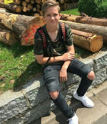 Skinny jeans 2 5d0e56e00acf2.jpg