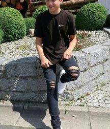 Skinny jeans 2 5d0e56e19df23.jpg