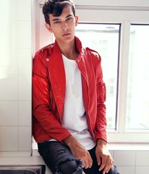 Bikers and leather love 5d1095de063de.jpg