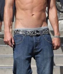 Barefoot hotties  5d10a90d134f1.jpg