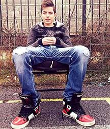Sneaker and boot boys 5d10c1e488723.jpg