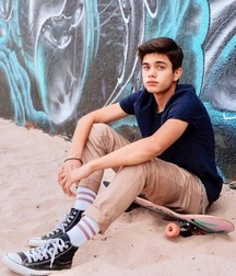 Sneaker and boot boys 5d10c20eced07.jpg
