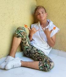 Sneaker and boot boys 5d10c217674f0.jpg