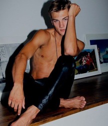 Twinks and models barefoot 5d10c40c99d67.jpg