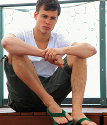 Twinks and models barefoot 5d10c41e5fbfd.jpg