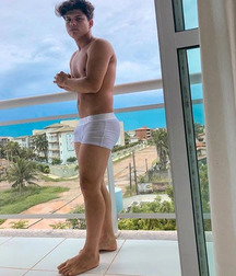 Twinks and models barefoot 5d10c433ac26a.jpg