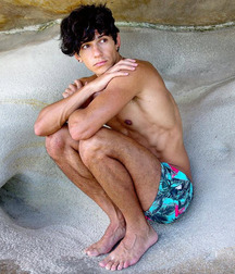Twinks and models barefoot 5d10c447d67e8.jpg