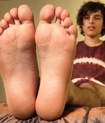 Wanna sniff delicious sox and feet 5d10f13653c93.jpg
