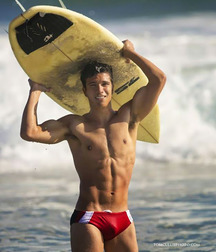 Twinks 123 5d126c407cba7.jpg