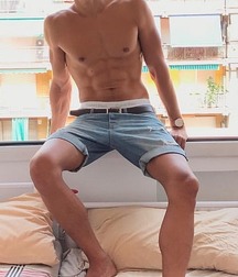 Hot and sexy 5d13bb8e7d9f8.jpg