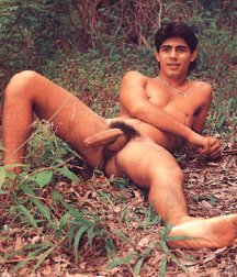 Model boys 5d14e11f3cb22.jpg