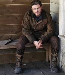 Booted men and boys 2 5d15210c51096.jpg