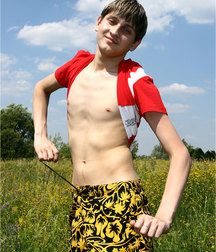 Vadim 5d17aac21ad0d.jpg