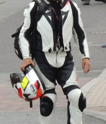 Bikers in leather and boots 5d19fcd26a2b3.jpg