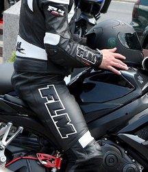 Bikers in leather and boots 5d19fce20f99e.jpg