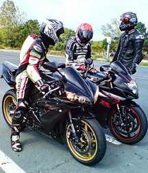 Bikers in leather and boots 5d19fce5a74f2.jpg