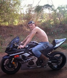 Bikers in leather and boots 5d19fce73037e.jpg