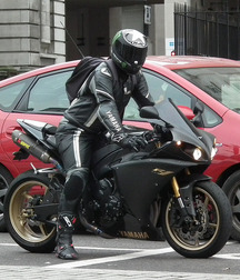 Bikers in leather and boots 5d19fcff85543.jpg