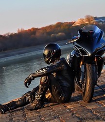 Bikers in leather and boots 5d19fd16d321e.jpg