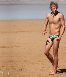 Speedo hotties 5d1b57f002179.jpg