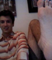 Boyfeet 2 5d1cb90c41b83.jpg