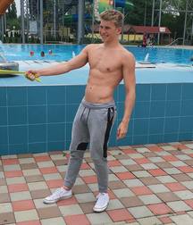 Sneaker boys 9 5d1cd5c5cdf49.jpg