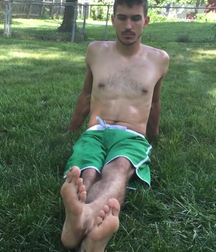 Boyfeet 2 5d1dbef14a053.png