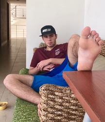 Tasty sweaty feet 5d1dc1e2e48a6.jpg