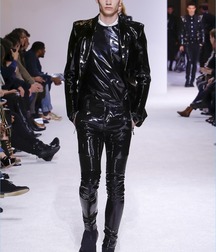 Leatherpants 5d1e66c593240.jpg