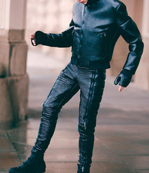 Leatherpants 5d1e66d018620.jpg