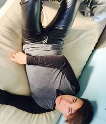 Leatherpants 5d1e66d3bd74d.jpg