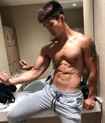 Asian alphas 5d1f623cce11a.jpg