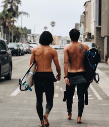 Surfer boys 2 5d1f6438251ab.jpg