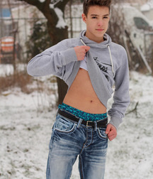 Boys in denim 5d20fb88b293d.jpg