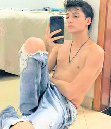 Boys in denim 5d20fba3a44de.jpg
