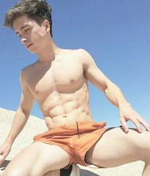 Sportsboys in shorts 5d2103dfb1216.jpg