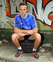 Sneaker and socks 2 5d2116d76e98e.jpg